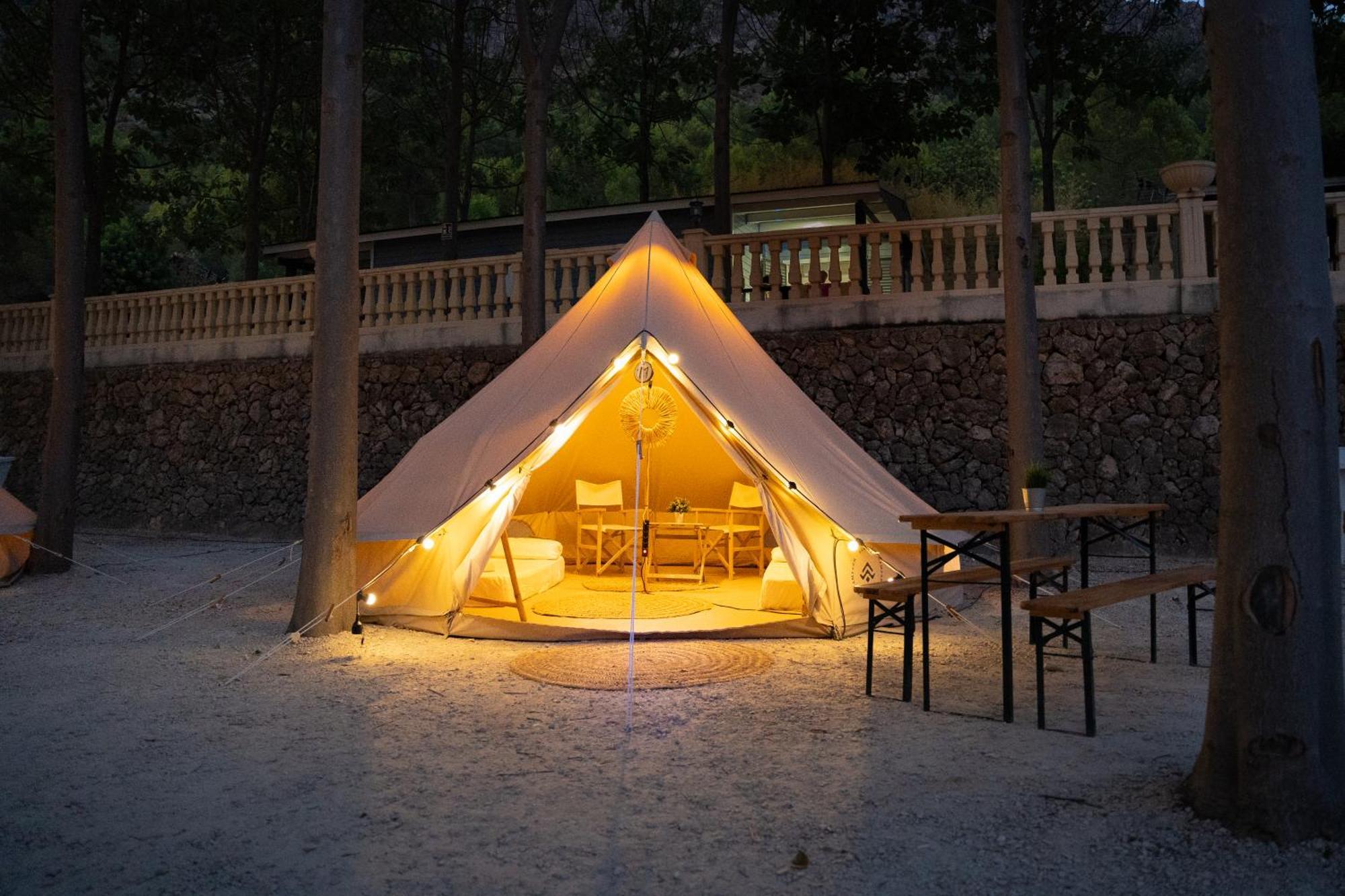 Luxe tent Kampaoh Cova Negra Marchuquera